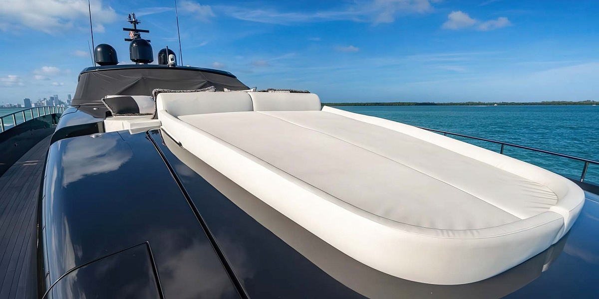 Аренда мега яхты BAGLIETTO 136 Aquila в Греции